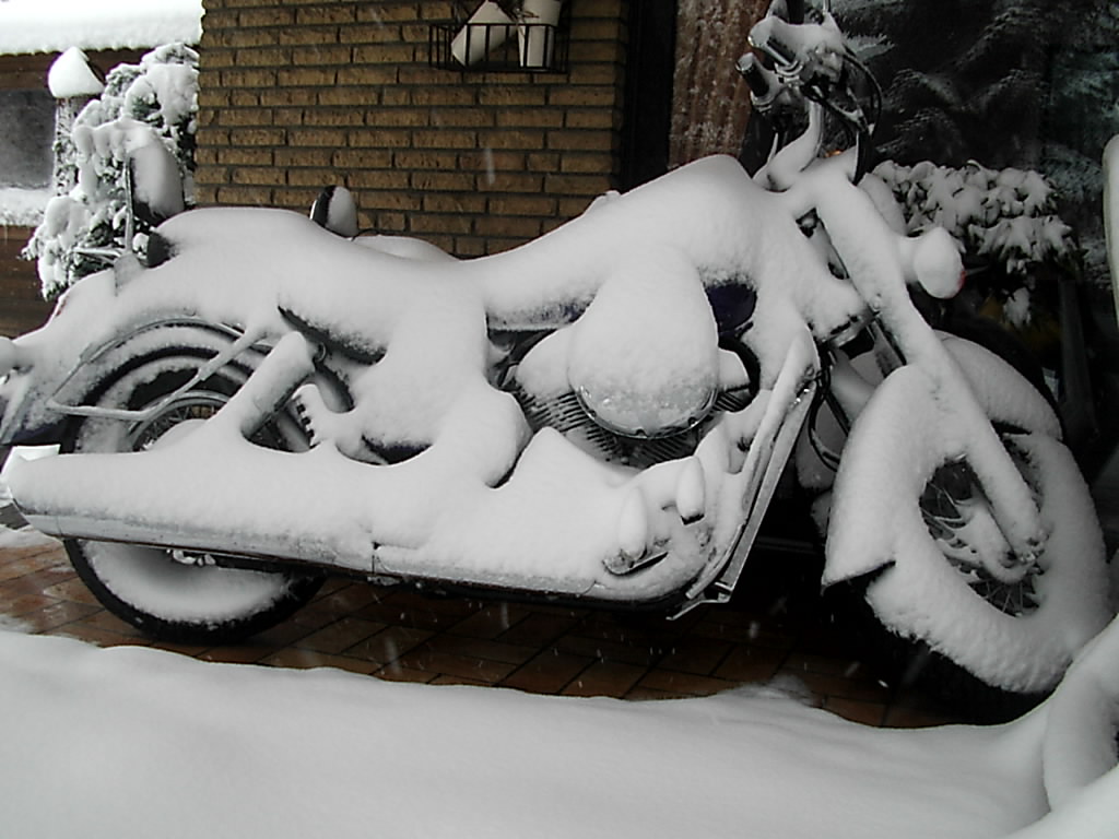 Bike im Schnee 1